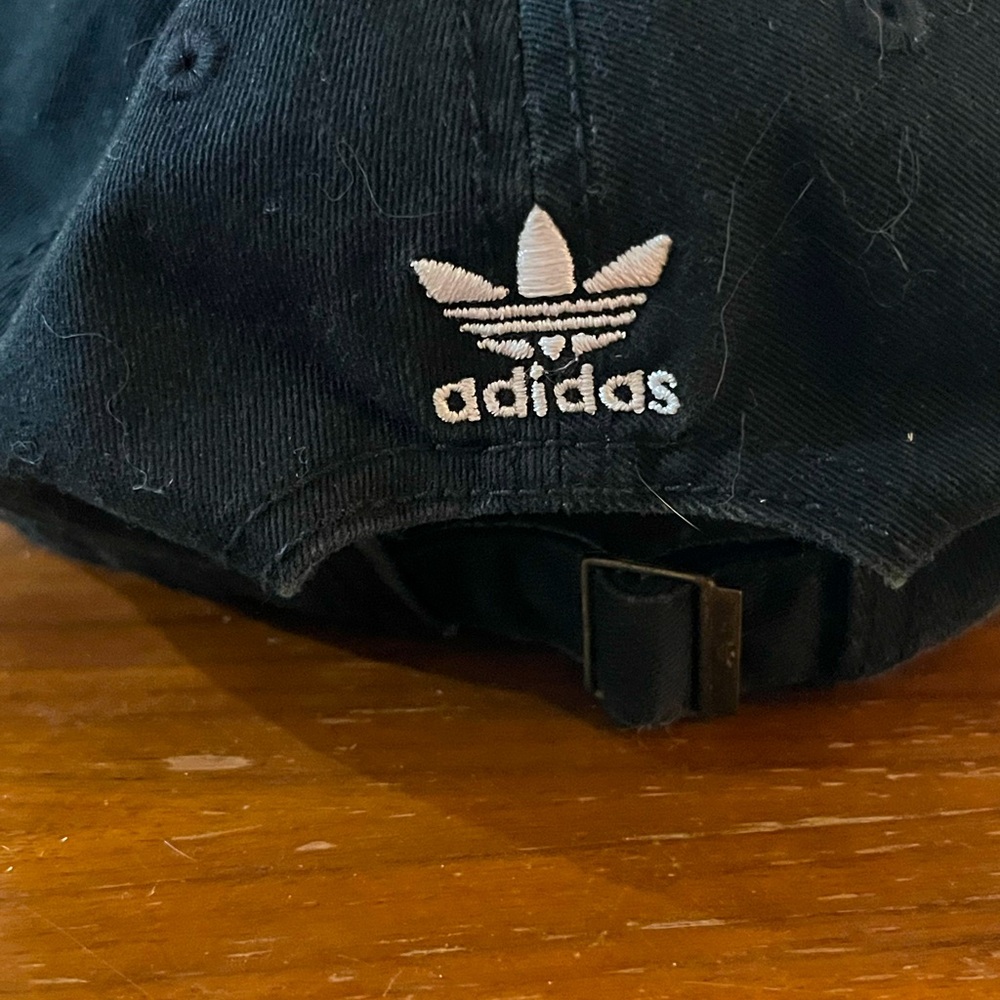 ADIDAS Originals 90288 Strapback Relaxed Adjustable Cap Black Hat Three Stripes - Picture 3 of 11